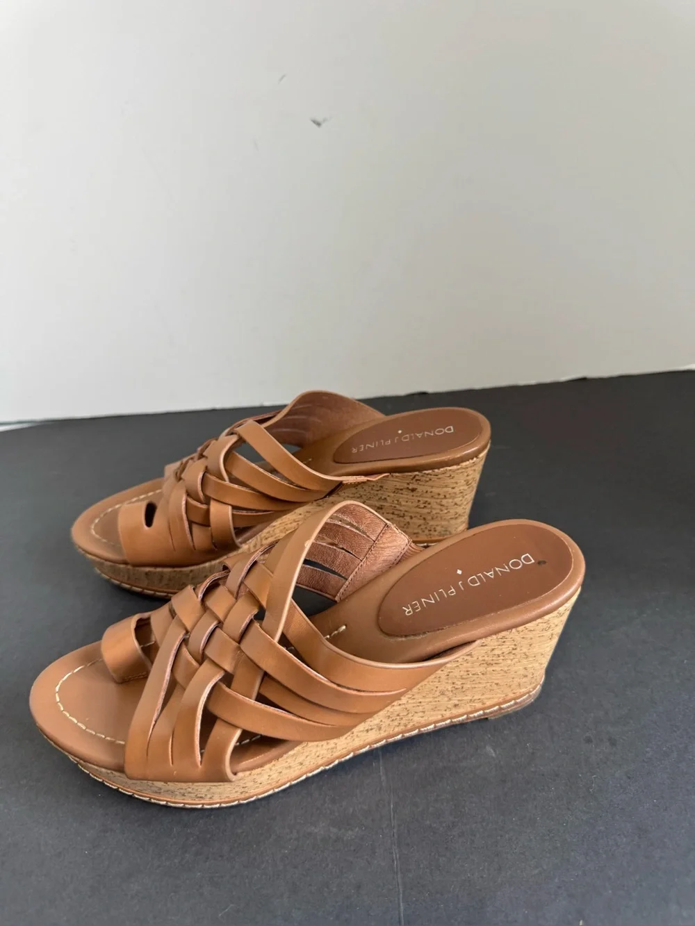 Donald Pliner multi-strap wedge sandals Size 6M